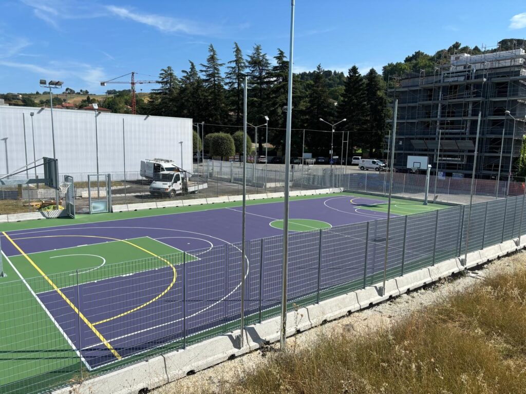 PAVIMENTI SPORTIVI RESINA ACRILICA